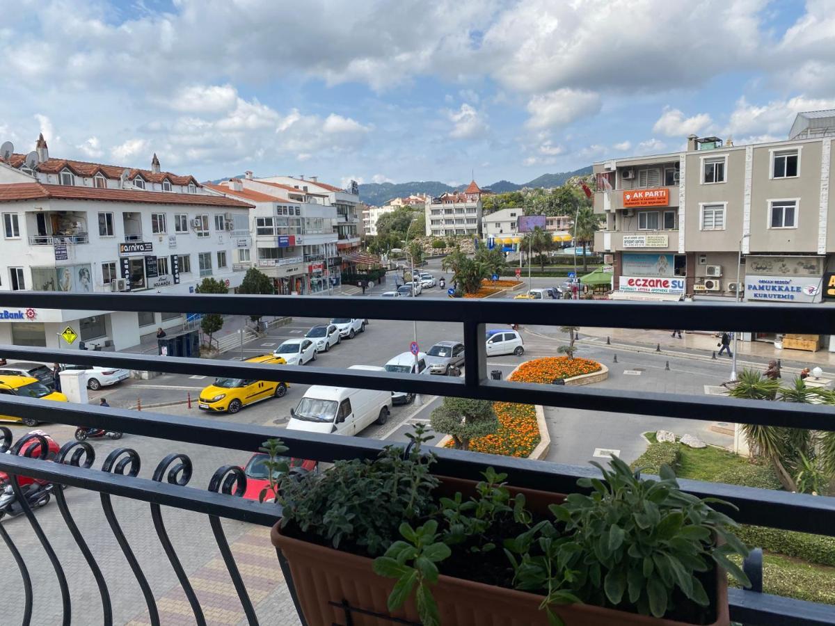 מרמריס City Suites מראה חיצוני תמונה