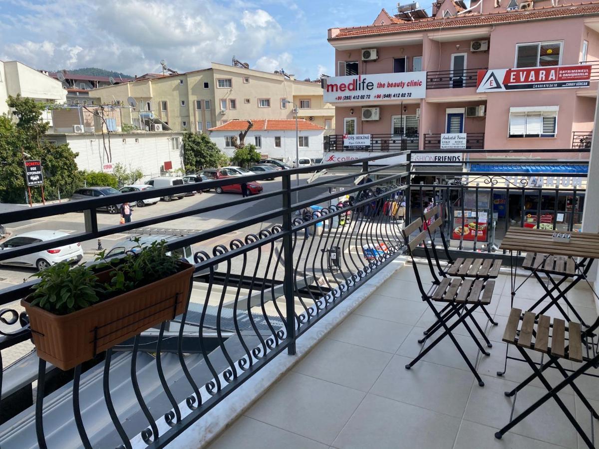 מרמריס City Suites מראה חיצוני תמונה